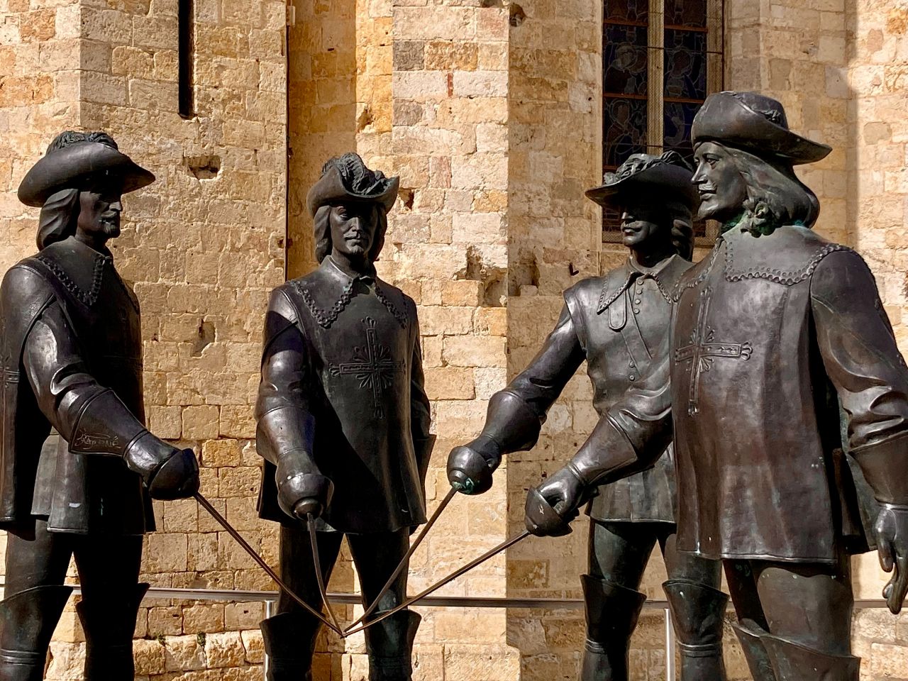 Mousquetaires_Condom